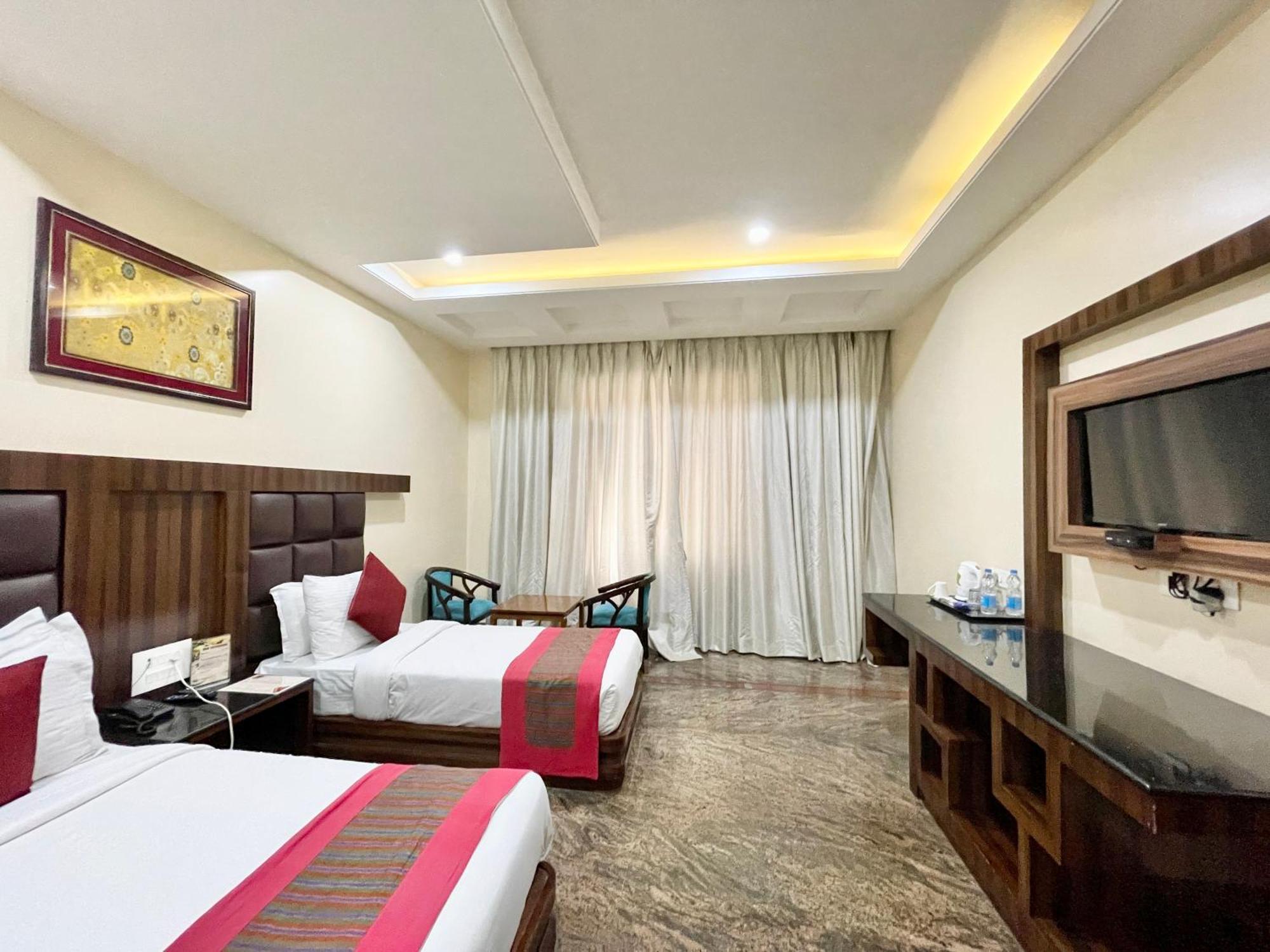 Hotel Silk ! Varanasi